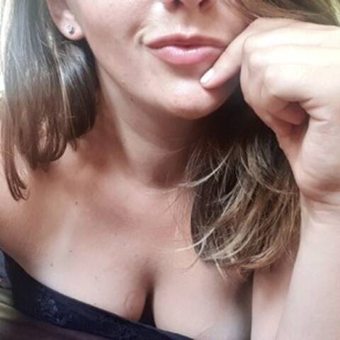 Profile photo of AnnaAnna